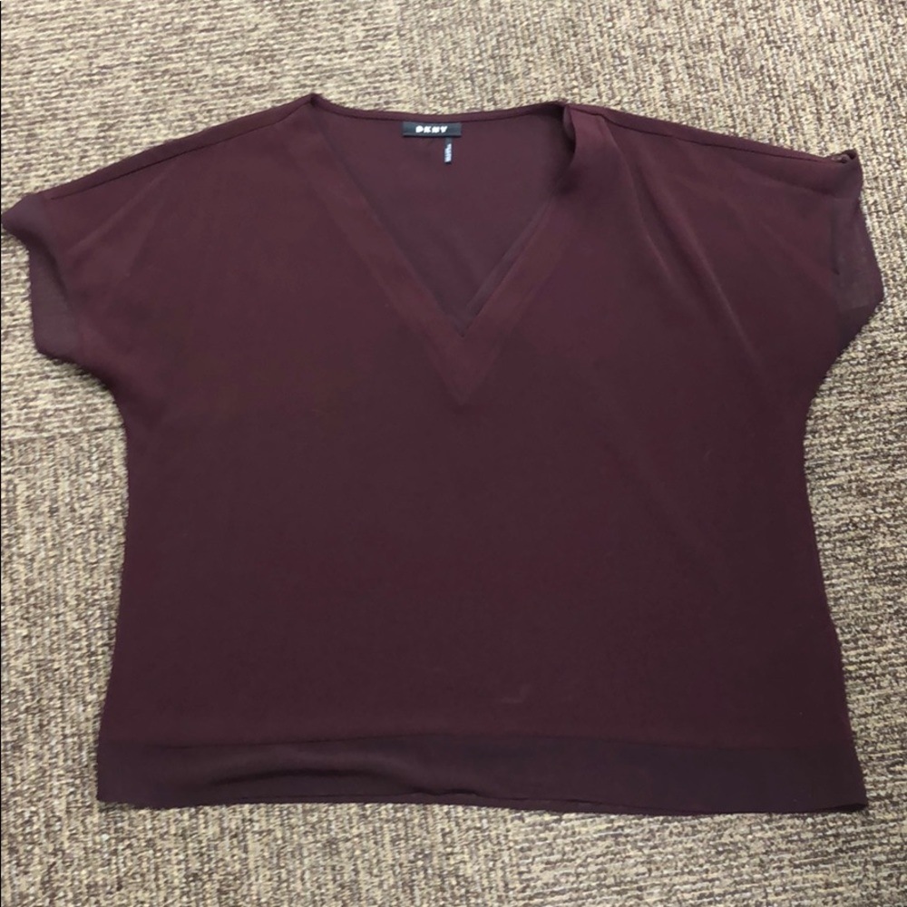 DKNY top